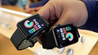 Trận bóng bầu dục hay đến nỗi Apple Watch thông báo với fan đang xem là họ có thể đang bị đau tim