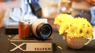 Fujifilm Việt Nam chính thức ra mắt máy ảnh thời trang X-A5 cùng lens kit XC15-45mm f/3.5-5.6 OIS PZ mới