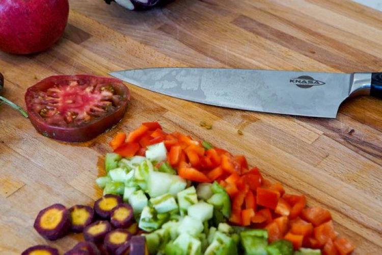 NASA chế tạo dao siêu bền có thể tự mài sắc