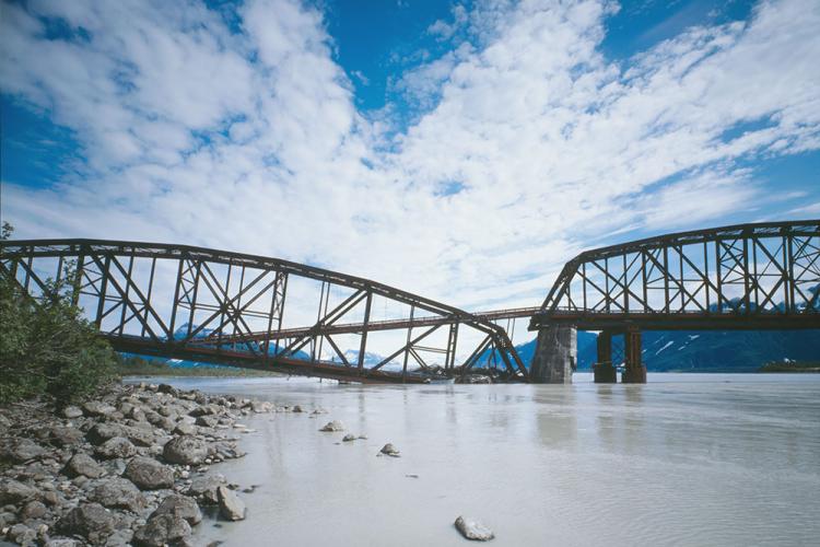 Hãy lắng nghe những cây cầu